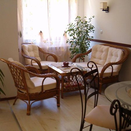Family Hotel Bellehouse Chernomorets Exterior foto
