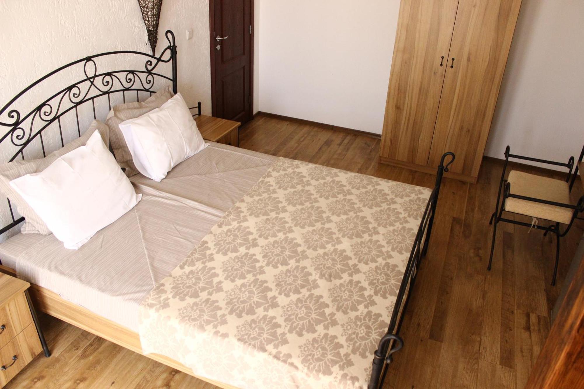 Family Hotel Bellehouse Chernomorets Habitación foto