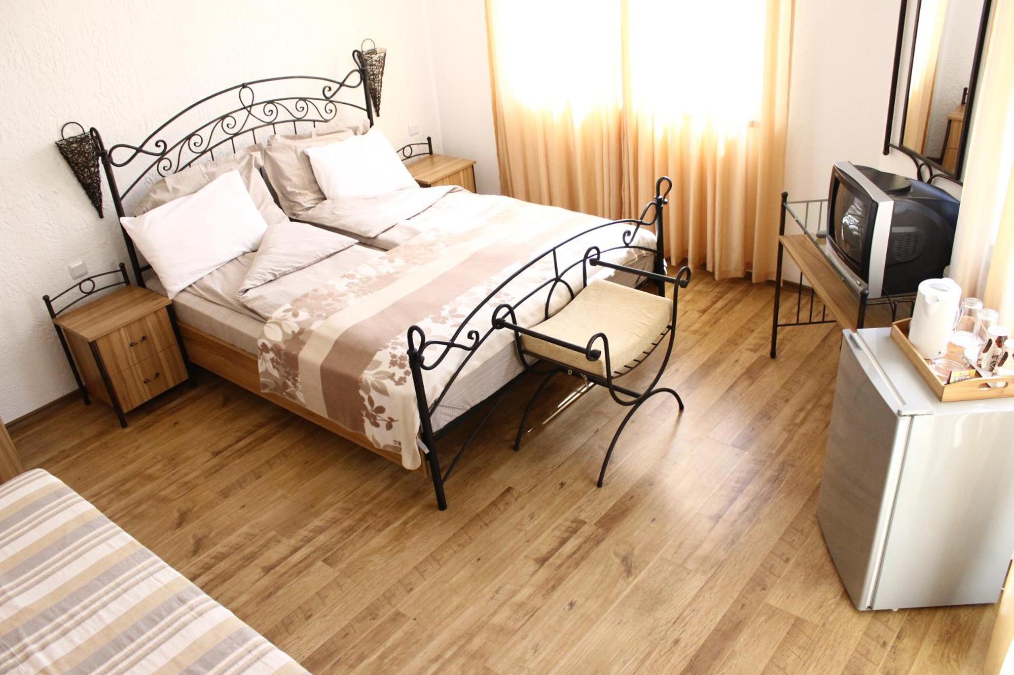 Family Hotel Bellehouse Chernomorets Habitación foto